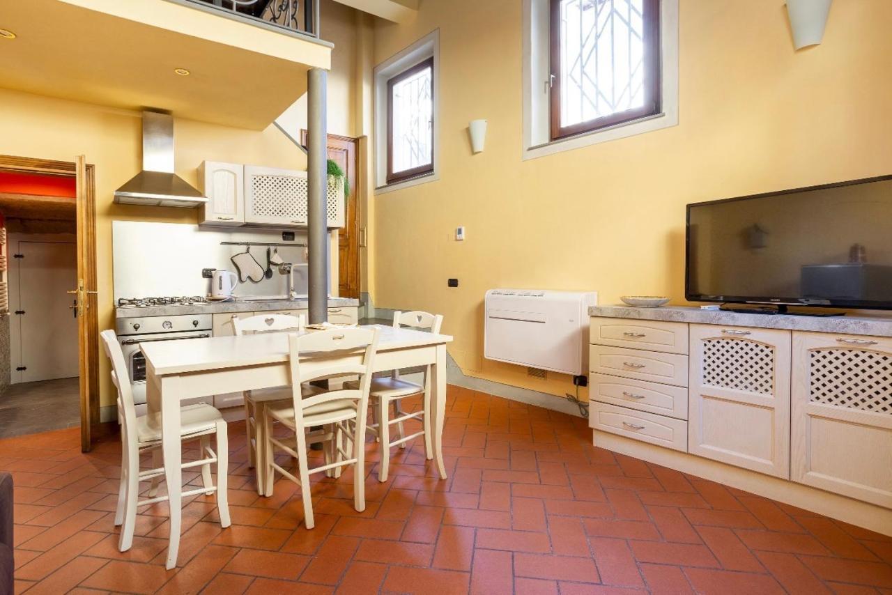 Cozy Classic Italian House Near Santa Croce, On The Lungarno Apartment Florence Luaran gambar